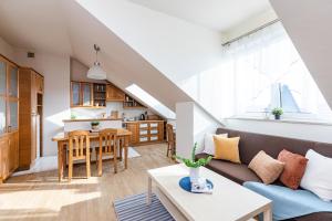 SuperApart Powstańców Śląskich 106D - Komfortowe studio Bemowo