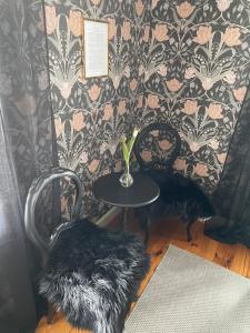 Hova Prästgård Bed & Breakfast