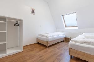 Duisburg - 2 Schlafzimmer Monteurwohnung - Vollausgestattete Küche - WIFI