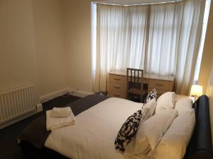 South Shields Emerald 2 Bed Apartment