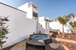 Doberdò Exclusive House & SPA Bath - SIT Apartment - Carmiano