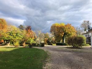 Sejours a la campagne Gite insolite - Domaine Shanti Lande : photos des chambres