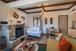 Villa Dianne Apt 1 Livadi Arachovas