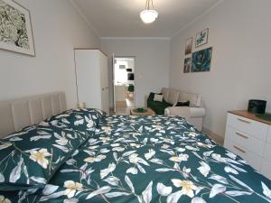 Szmaragdowy apartament przy ulicy Opolskiej