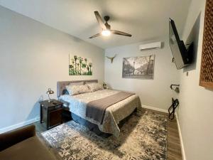 Country Suite Apartment near Lake Fork with Stocked Pond and Walking Trails