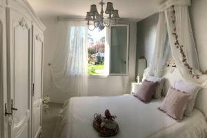 MAISON CHATEAU DOLERON