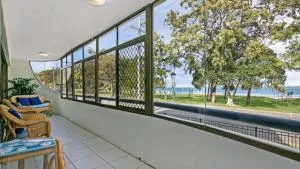Views, Pool, Air Conditioning - Karoonda Sands Welsby Pde, Bongaree - Bongaree