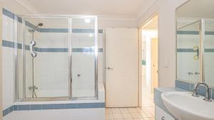 Quiet location across from waterfront - South Esp, Bongaree