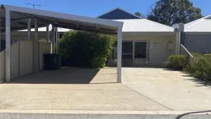 Unit 66 Seafront Estate - Leeman