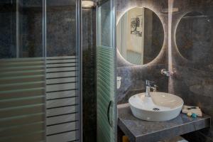 Myra Mare Suites by Estia