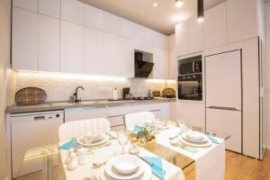 Modern Flat with Central Location near Nisantasi