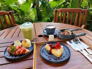 The Bedrooms Maeklong and Services Apartment