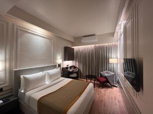 Hotel Poonja International