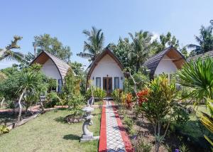 Penida Sunset Ocean View Bungalows