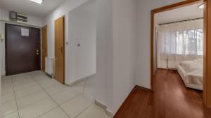 Four Seasons Apartment - FREE PARKING