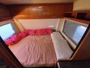 Caravan near the sea 6