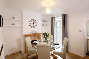City Break Norwich, 2BR Home with Garden, Wi-Fi, 10 Min Walk to Centre - 4hvězdičkové hotely ve městě Norwich
