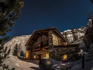 Magnifique Chalet au Calme près des Remontées Mécaniques à Val-d'Isère - FR-1-519-32 - Le Fornet