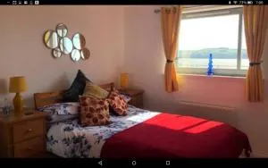 Dundee City Waterfront, 2 Bedroom 2 Bathroom Apartment - Parking and WIFI, short walk to V and A, Bus & Train Stations - Blairgowrie