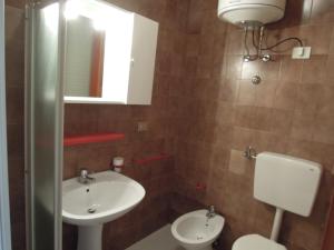 Beautiful studio apartment in a seafront building