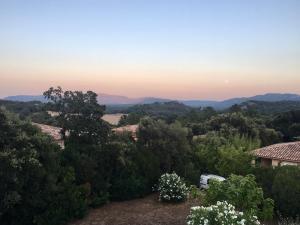 Villa Terra Vecchia, 6 ou 12 personnes, vue imprenable, piscine chauffée