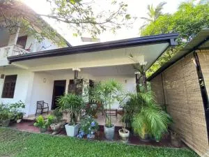 Unawatuna House - 乌纳瓦图纳