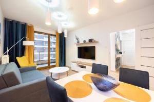 Bliska Wola Navy Blue Business Apartment