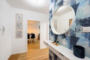 Bliska Wola Navy Blue Business Apartment