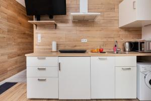 Cozy studio in Downtown Gdańsk by Noclegi Renters