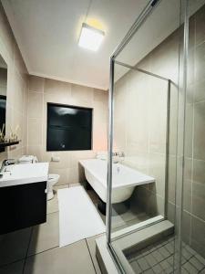 Perfect Haven-1min Dainfern Square