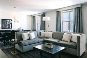 Marriott St. Louis Grand