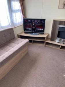 CW41 St Osyth Beach Holiday Park Essex