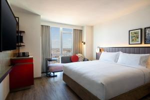 Standard King Room room in Renaissance New York Flushing Hotel at Tangram