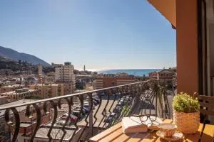 BLUE DOOR Apartment - Recco