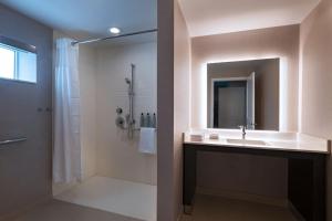 Residence Inn New Brunswick Tower Center Blvd.