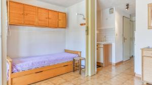 Nauticap - 423 - Appart vue piscine - 5 pers