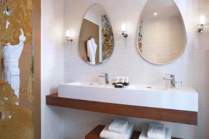 Hotels La Caserne Chanzy Hotel & Spa, Autograph Collection : photos des chambres