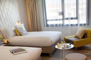 Hotels Renaissance Aix-en-Provence Hotel : Chambre Familiale avec 2 Lits Doubles
