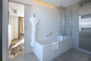 Hotels Renaissance Aix-en-Provence Hotel : photos des chambres