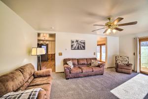 Charming Wisconsin Getaway with Nearby Lake!