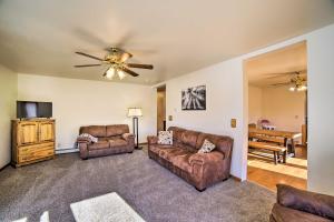 Charming Wisconsin Getaway with Nearby Lake!