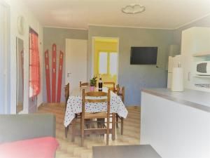Maisons de vacances Gite dans les vignes : photos des chambres