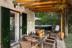 Myronis Villa Corfu Town