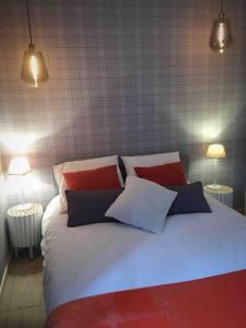 Appartements L'Aiguille avec jacuzzi et sauna : photos des chambres