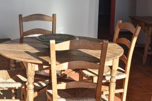 La Fuente APT6, Frigiliana Amazing 2 bedroom Family Apartment with views, Padel Court and 2 Pools HansOnHoliday Rentals