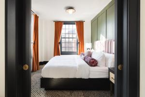 Deluxe Double Room with Shower room in Hotel Thaxter