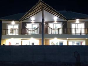 Casa de praia em Canoa Quebrada 2 quartos de casal suite piscina vista mar a 100m da praia
