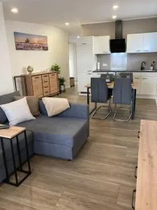 Moderne Ferienwohnung mit Balkon - Jockgrim