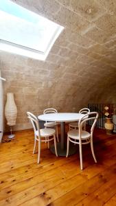 One-Bedroom Apartment Vico Secondo Casalnuovo n. 6