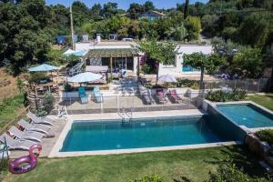 Villas Villa moderne a Gigaro avec piscine : photos des chambres